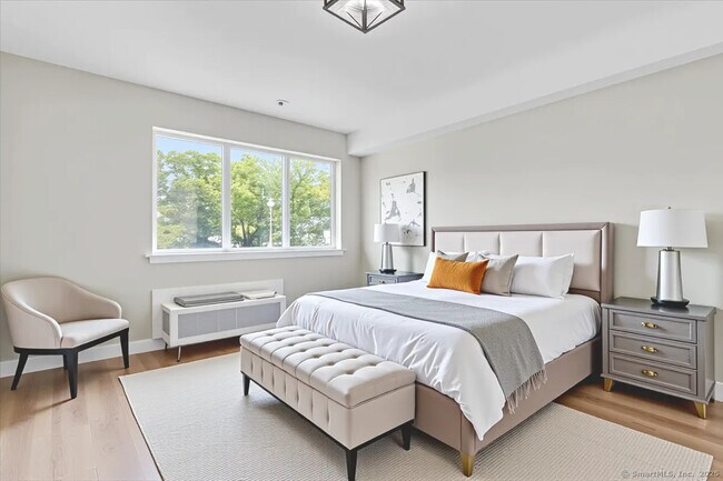 Foto del edificio - 135 Gold Star Hwy