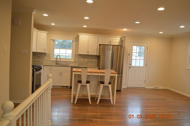 Foto del edificio - 1636 Gibbons Rd