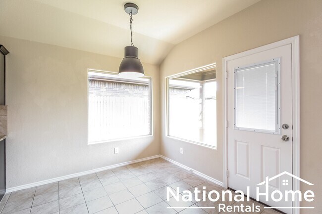 Foto del edificio - 1113 Forest Glen