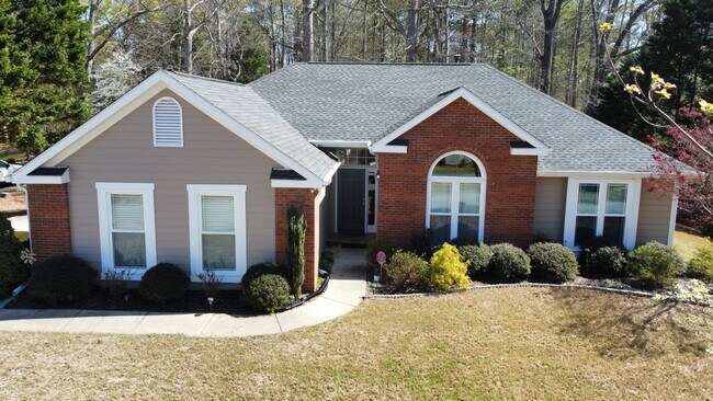 Building Photo - 110 Inland Cir