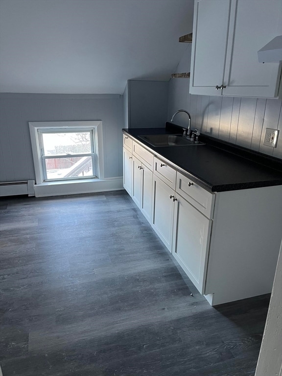 Building Photo - 106 Kilburn St