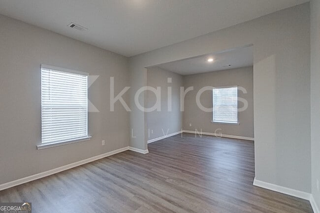 Foto del edificio - 3470 Bridgewood Dr