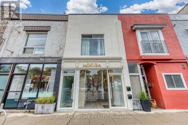 Building Photo - 3146 Dundas St W