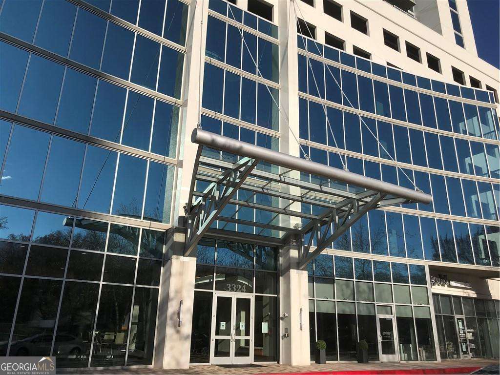 Foto principal - 3324 Peachtree Rd NE