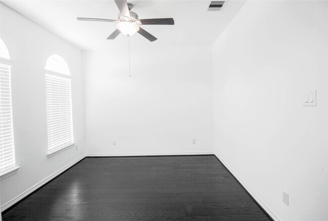 Building Photo - 6307 Grand Drift Ct