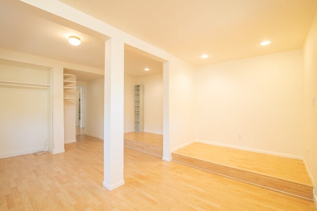 Sala de estar - 925 1/2 Tularosa Dr