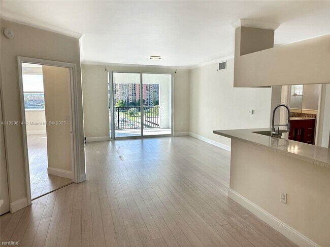 Foto del edificio - 3 br, 2 bath Condo - Porto Bellagio