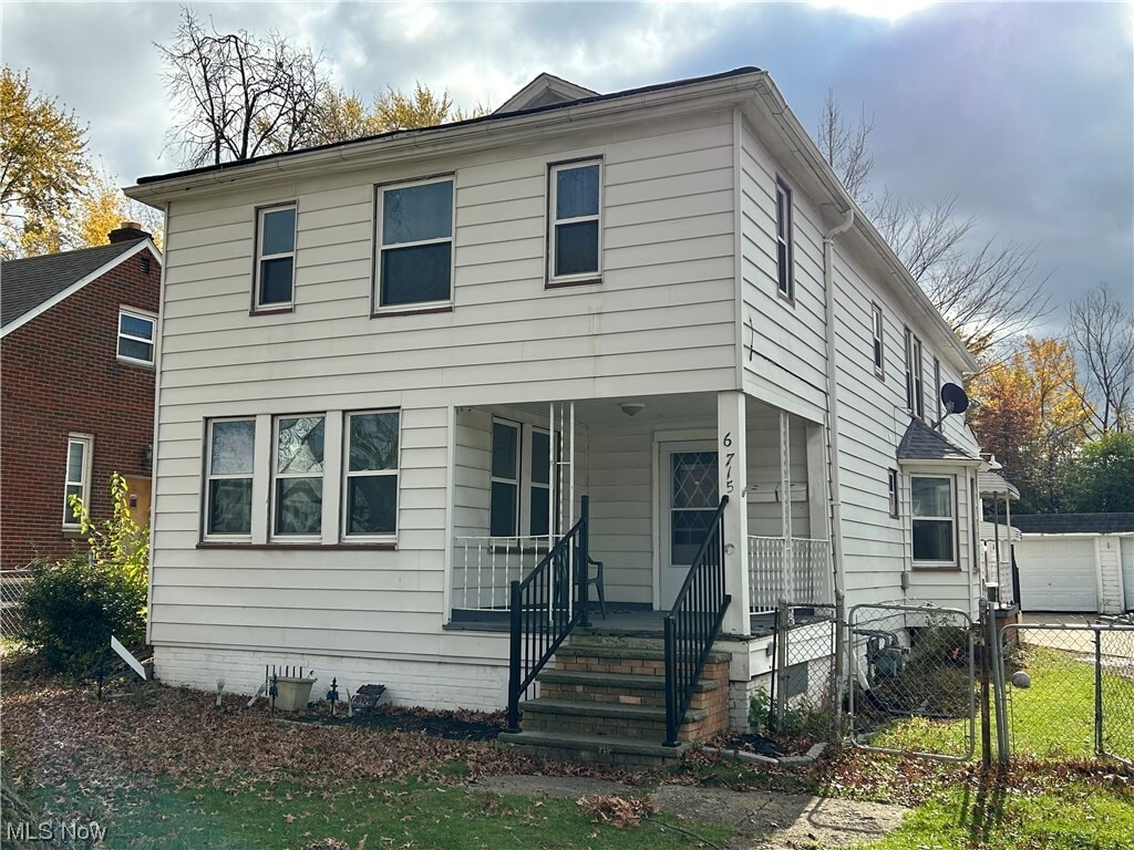 6715 Theota Ave Unit DOWN, Parma, OH 44129 Room for Rent in Parma, OH