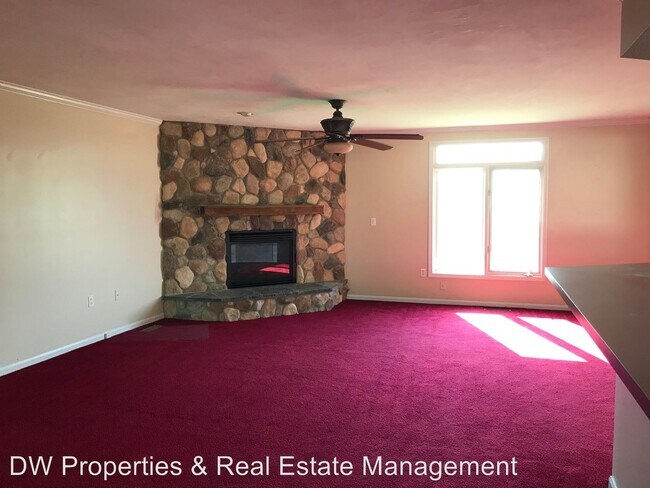Building Photo - 3 br, 2.5 bath House - 2803 N Country Acres