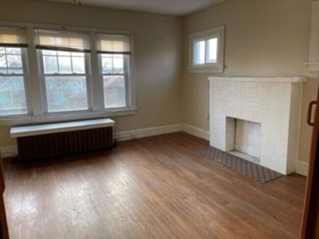 Building Photo - 1256 Fulton Rd NW
