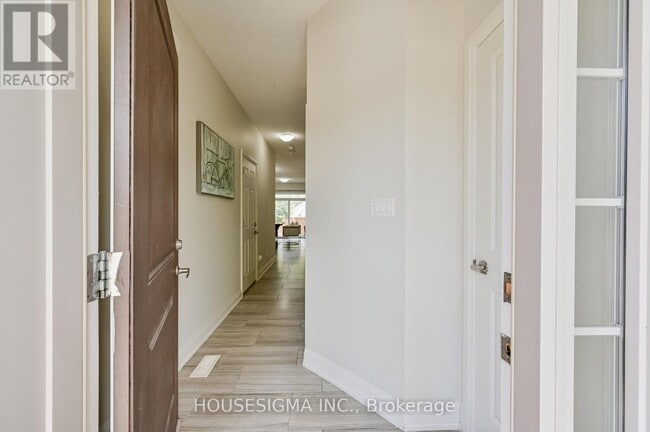 Building Photo - 146 Law Dr