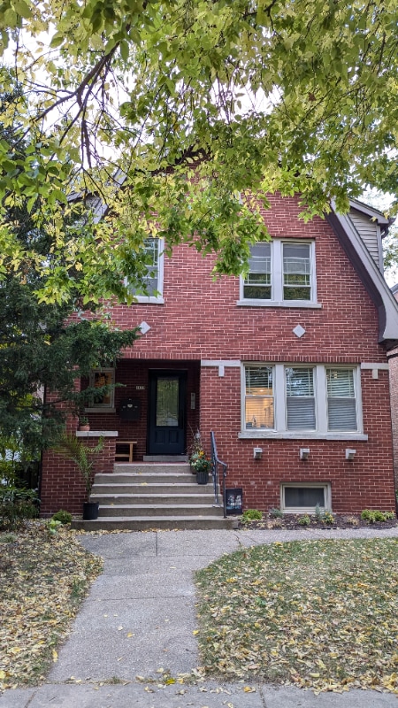 Primary Photo - 1129 Dewey Ave