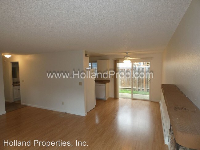 Building Photo - 2724 N Barlow Ct