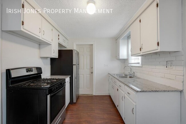 Foto del edificio - 4878 Union Rd