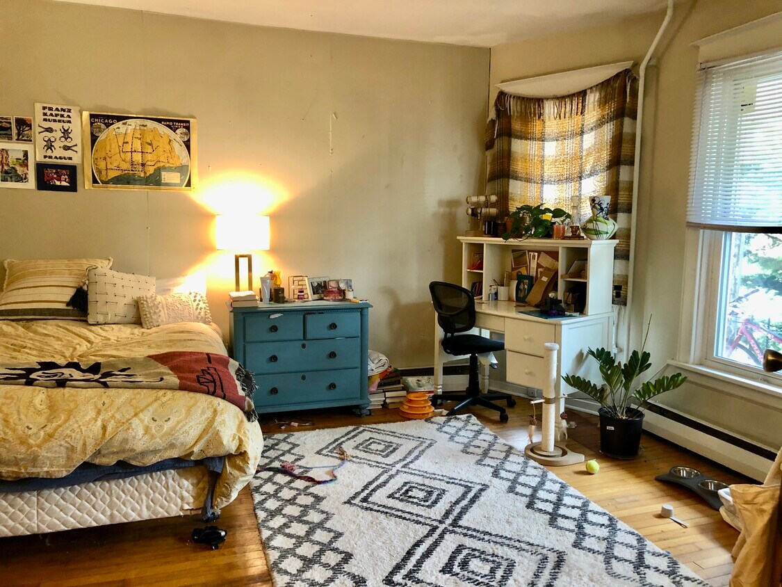 Foto principal - 405 E Johnson St