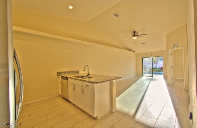 Foto del edificio - 510 Skyline Blvd