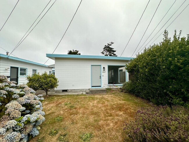 Foto del edificio - 1225 K St
