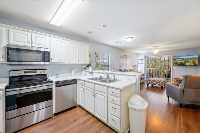 Building Photo - 598 Blue Stem Dr