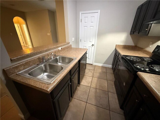 Foto del edificio - 150 Glenn Ave