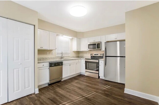 Foto del edificio - 9240 SW 106th St