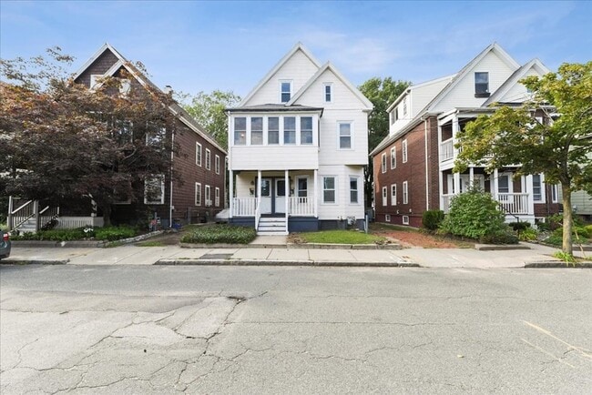 Building Photo - 63 Elmwood St