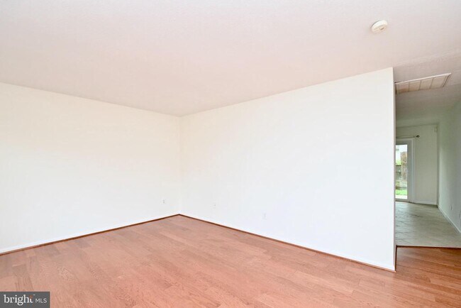 Foto del edificio - 13703 Pennsboro Dr