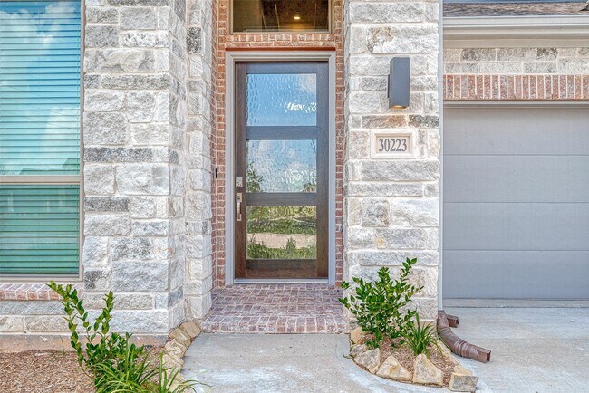 Foto del edificio - 30223 Gold Finch Pl