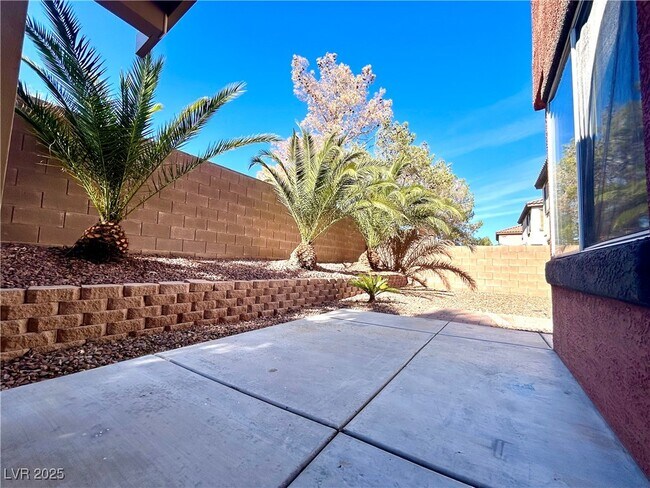 Building Photo - 3786 Corpolo Ave