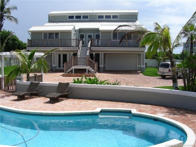 Foto del edificio - 1871 NE Ocean Blvd