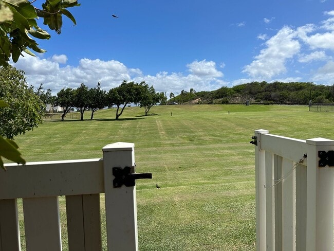 Foto del edificio - 398 Kanaloa Ave