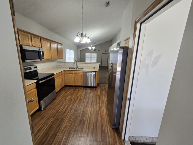 Building Photo - 5494 Lanterns Way