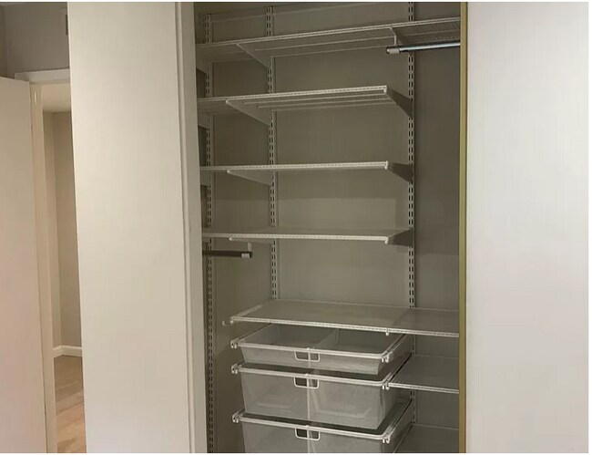 Estantería personalizada Elfa - 21 Willow Rd