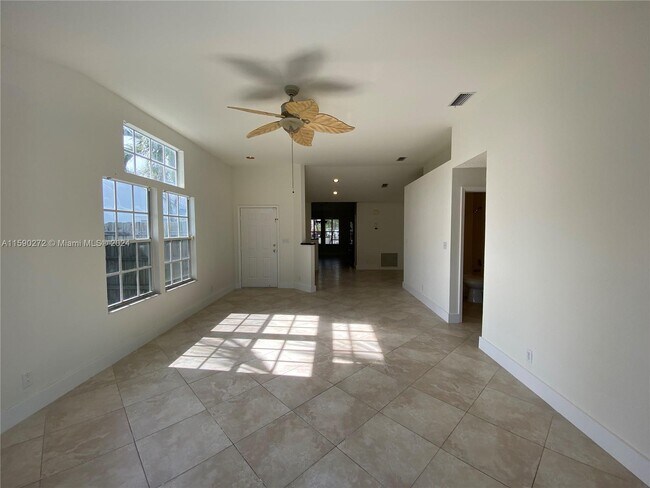Building Photo - 13 Heather Trace Dr