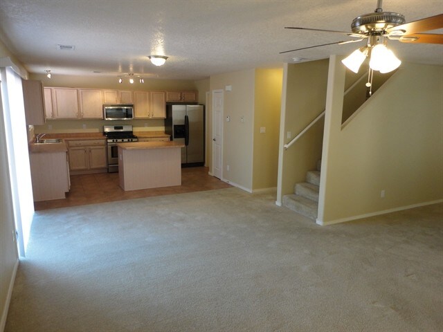 Foto del edificio - 6904 Brindisi Pl NW