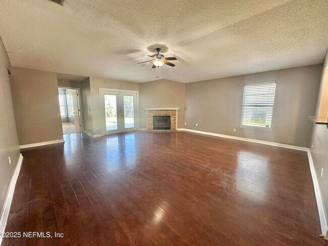 Foto del edificio - 925 Lake Sanford Ct