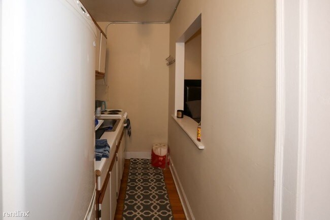 Foto del edificio - 3345 N Marshfield Ave