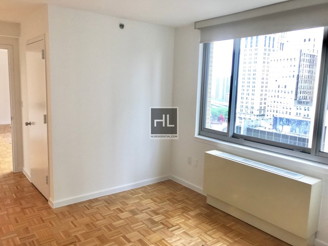 Foto del edificio - 321 Broadway