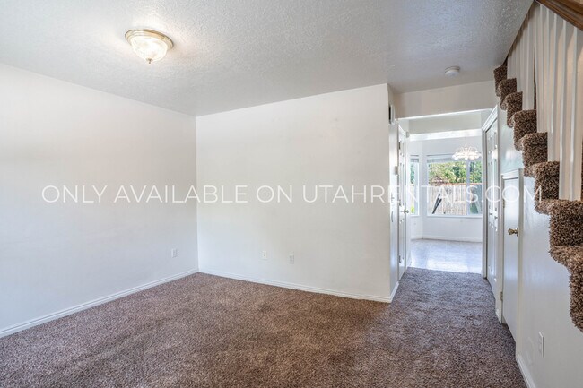 Building Photo - 64 S 100 W