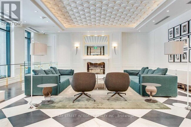 Photo du bâtiment - 955-2955 Bay St.