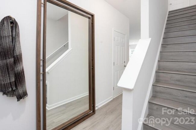 Building Photo - 5626 Carrington Ct