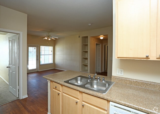 Living Room and Kitchen - Rush Creek