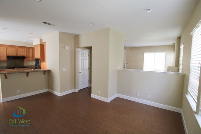 Foto del edificio - $4895 - **COMING SOON-END OF SEPT** Beauti...