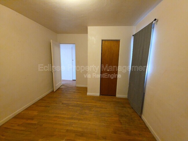 Foto del edificio - 503 Brown Ave