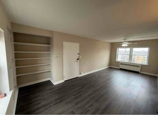 Foto del edificio - 1653 N Prospect Ave