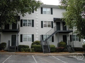 Building Photo - 188 Williams St