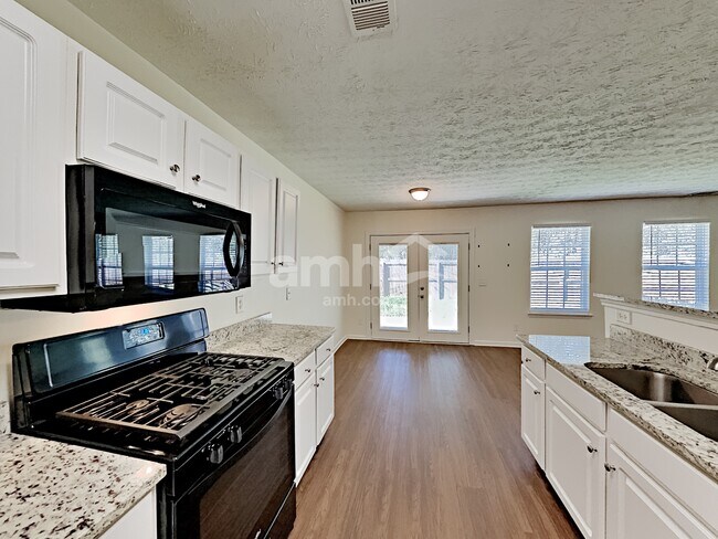 Foto del edificio - 361 Red Maple Way