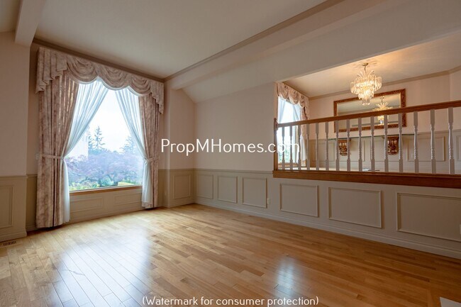 Foto del edificio - Discover Tranquil Living in Northwest Heights!