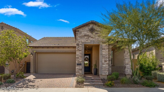 Foto del edificio - 21514 N 58th St