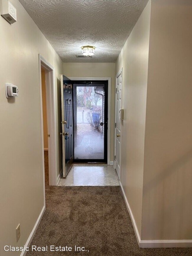 Building Photo - 3 br, 2.5 bath House - 2221 Rawlings Court