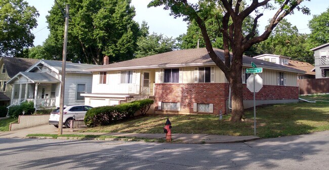 Building Photo - 4600 Wyoming St